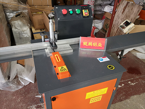 配套機(jī)器設(shè)備